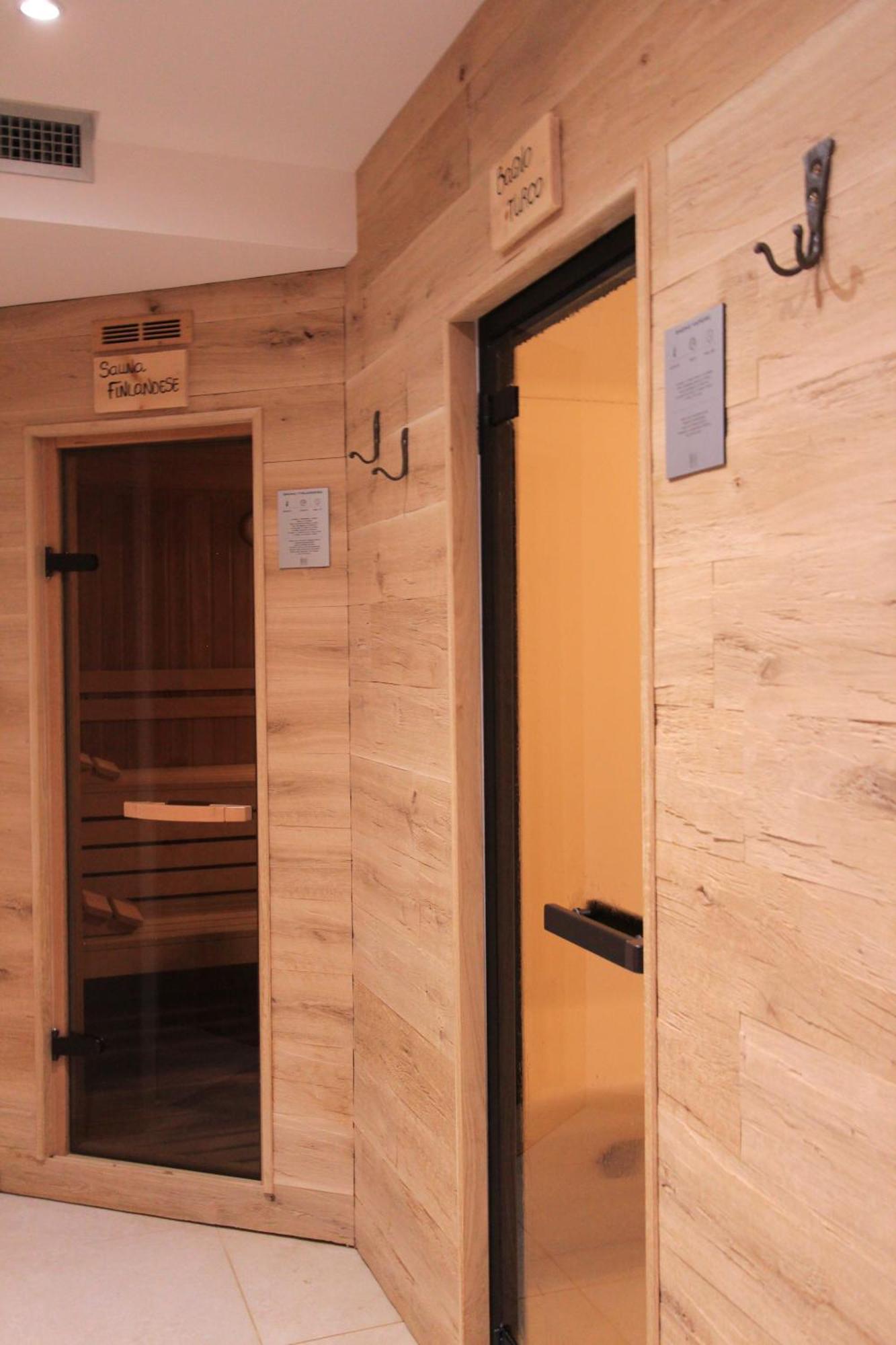 Hotel Panorama ซานมาร์ตีโนดีกัสตรอสซา ภายนอก รูปภาพ